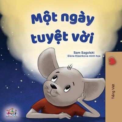 A Wonderful Day (Vietnamese Children's Book) - Paperback | Diverse Reads